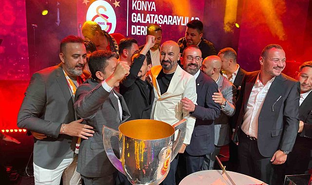 Galatasaray'ın 25. şampiyonluğu Konya'da kutlandı