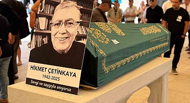 Gazeteci ve yazar Hikmet Çetinkaya son yolculuğuna uğurlandı