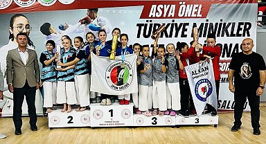 Gaziosmanpaşa Belediyesi Karate Takımı, Türkiye Şampiyonu Oldu