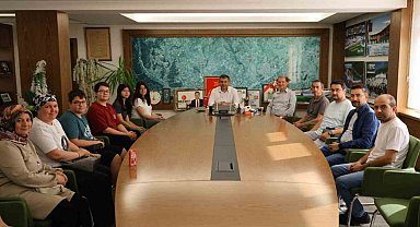 Gediz'in LGS gururları Başkan Akel tarafından ödüllendirildi