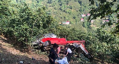 Giresun'da fındık işçilerini taşıyan araç şarampole yuvarlandı: 1 ölü, 9 yaralı