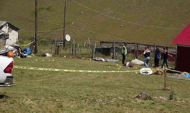 Giresun'da mera kavgasındaki cenazeler savcılık incelemesinin ardından hastane morguna kaldırıldı