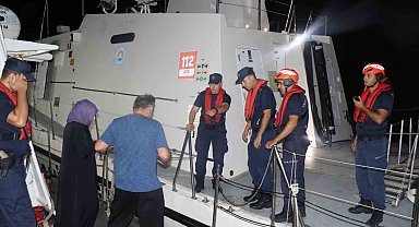 Gökçeada'da rahatsızlanan vatandaşın tıbbi tahliyesi Sahil Güvenlik ekiplerince gerçekleştirildi