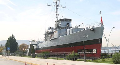 Gölcük'te Yarhisar müze geminin ziyaret günlerine ayar