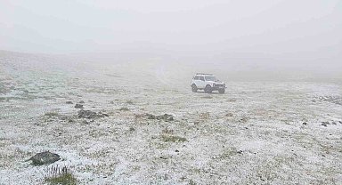 Gümüşhane'de temmuz ayında kar sürprizi