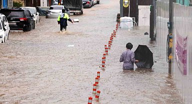 Güney Kore'de şiddetli yağış: 2 ölü, bin 700 kişi tahliye edildi