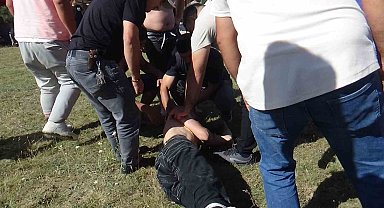 Güreşçinin dirseği kırıldı