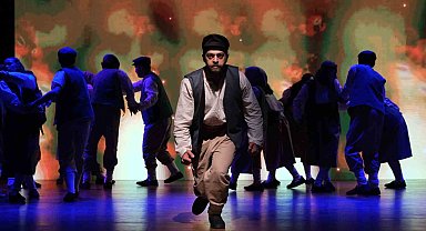 Halkevi'nde dönem kapanışı "Diriliş" tiyatrosu ile taçlandı