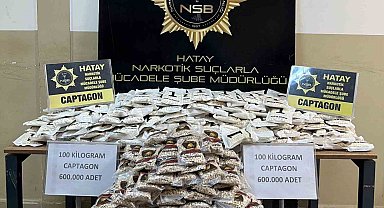 Hatay'da 600 bin adet uyuşturucu hap ele geçirildi