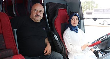 Hayalini gerçekleştirdi, kocası ile aynı otobüste şoförlük yapıyor