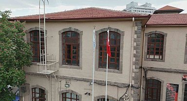 II. Abdülhamid döneminde kurulan okul sayısız öğrenciyi mezun verdi