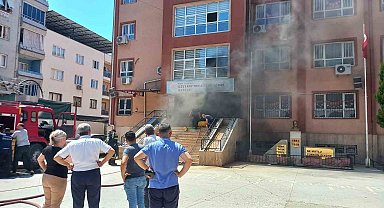 İncirliova'da bir okulun zemin katında yangın çıktı
