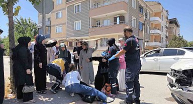 İnegöl'de zincirleme kaza: 1'i komiser 5 yaralı