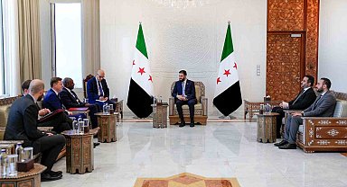 İngiltere'den 14 yıl sonra Şam'a bakanlık düzeyinde ilk ziyaret