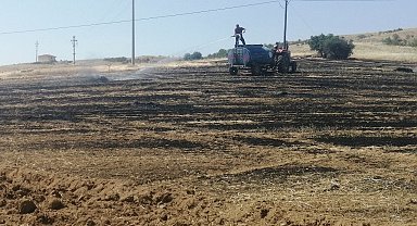 Isparta'da 30 dönümlük tarla yanarak kül oldu