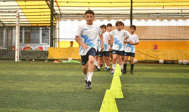 İstanbul Beylikdüzü'nde yaz spor okulları başladı