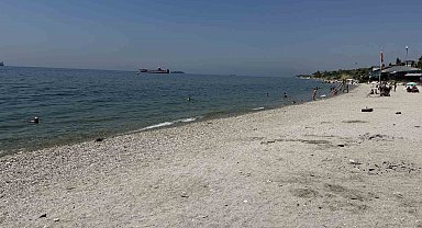 İstanbul'da plaj var, tuvalet ve soyunma kabini yok