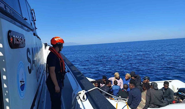 İzmir açıklarında 16 kaçak göçmen yakalandı