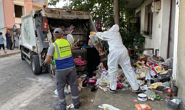 İzmir'de çöp ev temizlendi, yedi yıllık kabus son buldu