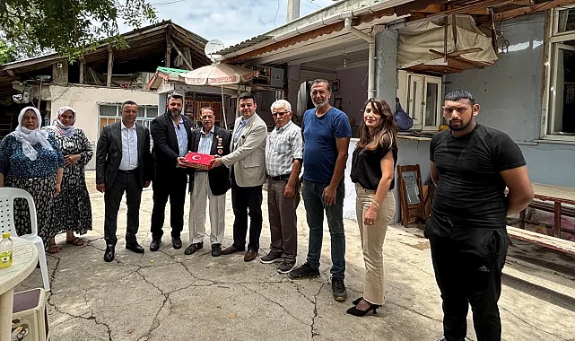 İzmit Belediyesinden Kıbrıs Gazilerine anlam yüklü ziyaret