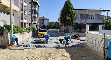 İzmit Yörükler Sokak'ta bozulan parke yola yenileme