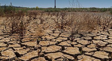 İZSU vatandaşları su tasarrufuna davet ediyor