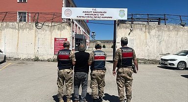 Jandarma ekiplerince bir ayda arama kaydı bulunan 100 şahıs yakalandı