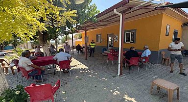 Jandarmadan traktör kullanıcılarına bilgilendirme semineri