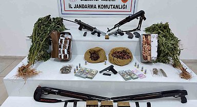 Jandarmadan uyuşturucu ve kaçakçılık operasyonları: 8 tutuklama