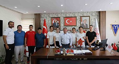 Judonun yıldızları başarılarını İl Müdürü Demir'i ile paylaştı