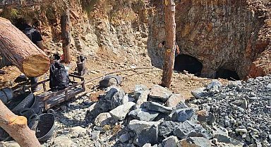 Kaçak krom madeni çıkaran 3 şahıs suçüstü yakalandı