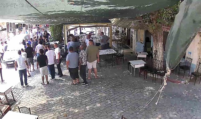 Kahvehanede otururken kalp krizi geçiren adam hayatını kaybetti