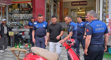 Kaldırım işgaline zabıta müdahalesi