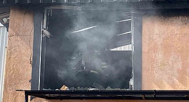 Kapalı iş yerinde yangın çıktı
