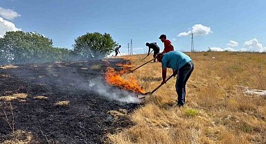 Karabük'te anız yangını söndürüldü