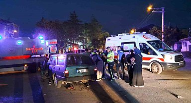 Karaman'da otomobil ile motosiklet çarpıştı: 2 yaralı