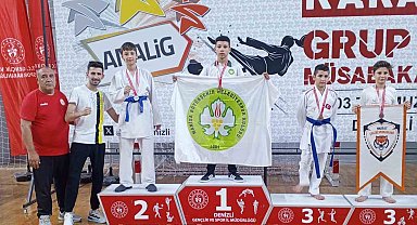 Karateciler Denizli'den madalyalar ile döndü