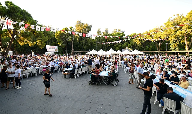 Kardeşlik ve dayanışma rüzgarları Bornova'da esecek