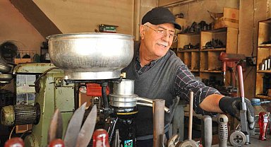 Kars'ta 4 kuşaktır kollu süt makinelerini tamir ediyorlar