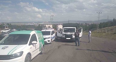 Kars'ta polis uygulamaları devam ediyor