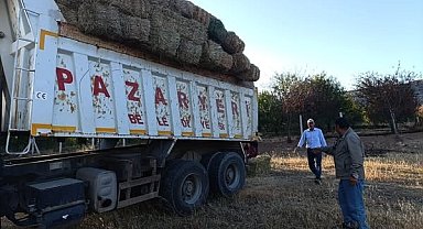Kaşıkçılar Köyü'ne yem yardımı ulaştı