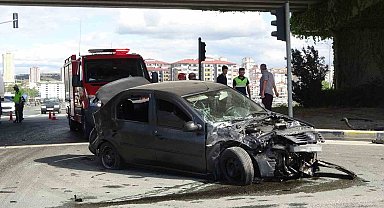 Kastamonu'da minibüs ile otomobil çarpıştı: 4 yaralı