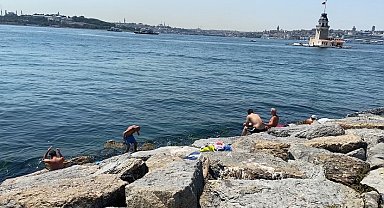 Kavurucu sıcaklar bunalttı, serinlemek isteyenler boğaza koştu