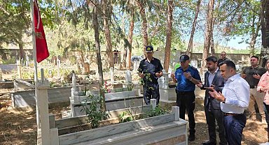 Kaymakam Kadir Algın, deprem şehitliğini ziyaret etti