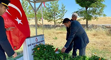 Kaymakam Mahir, Şehit kabirlerini ziyaret etti