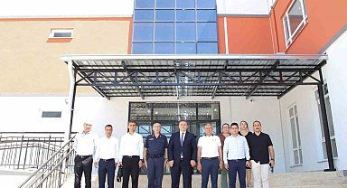 Kaymakam Taş, Köşk Adnan Menderes İlkokulu inşaatında incelemede bulundu
