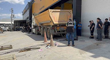 Kaynak sırasında damper kapağının kapanması ile kafası ezilen şoför hayatını kaybetti