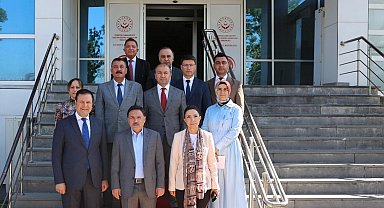 Kayseri Valisi Çiçek'ten Aile ve Sosyal Hizmetler'e ziyaret