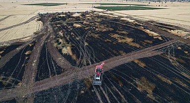 Kayseri'de çıkan yangında 100 dekar ekili alan küle döndü