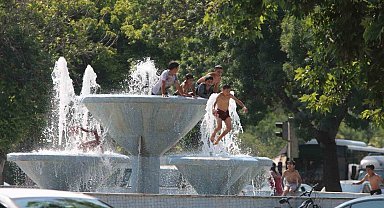 Kayseri'de hava sıcaklığı 40'ı aştı, vatandaş serinlemenin yollarını aradı